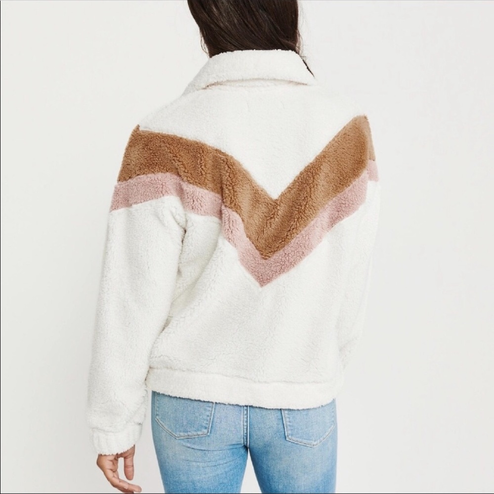 Fleece Pullover Sweater - Picture 2 of 9